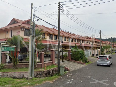 Terrace House For Auction at Taman Mawar
