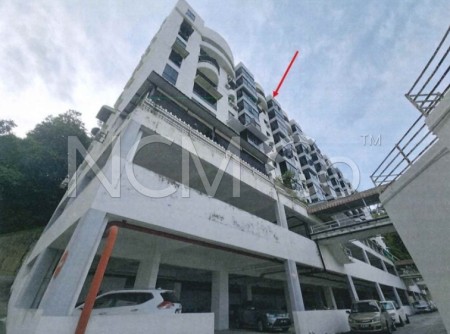 Apartment For Auction at Pearlvue Heights