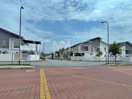 Terrace House For Auction at Tiara Sendayan