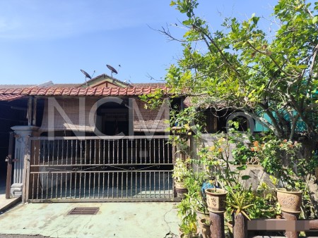 Terrace House For Auction at Desa Cempaka