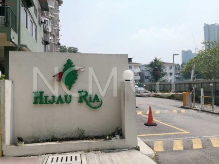 Apartment for Auction