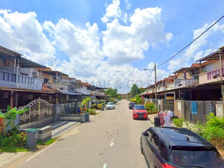 Terrace House for Auction