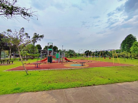 Terrace House for Auction