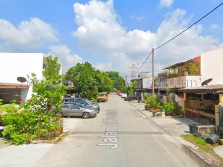 Terrace House for Auction