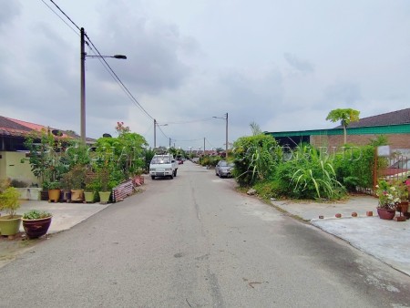 Terrace House for Auction