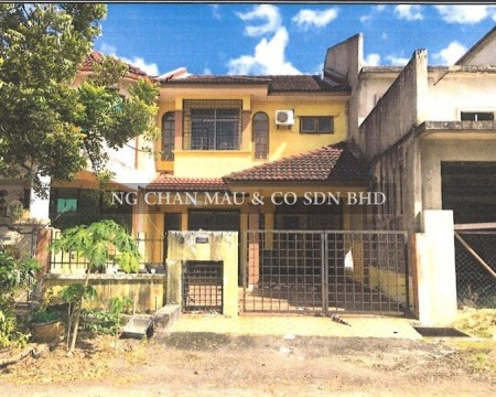 Terrace House For Auction at Indera Mahkota 2