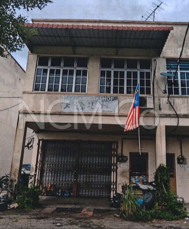 Shop For Auction at Kuala Krai