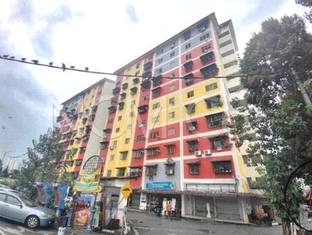 Apartment For Auction at Pangsapuri Laksamana Jaya