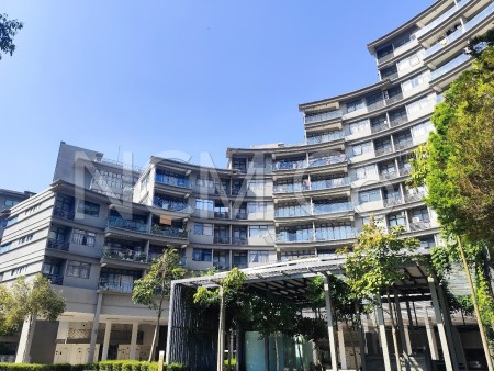 Condo For Auction at Mirage By The Lake