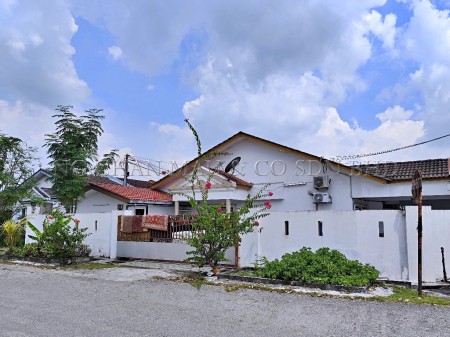 Terrace House for Auction