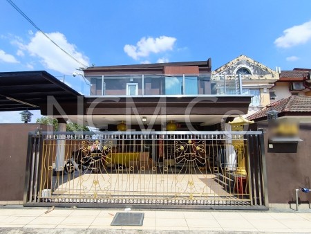 Terrace House For Auction at Taman Putra Budiman