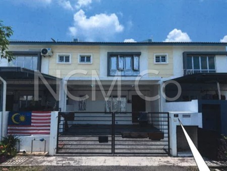 Terrace House For Auction at Taman Semarak Warisan