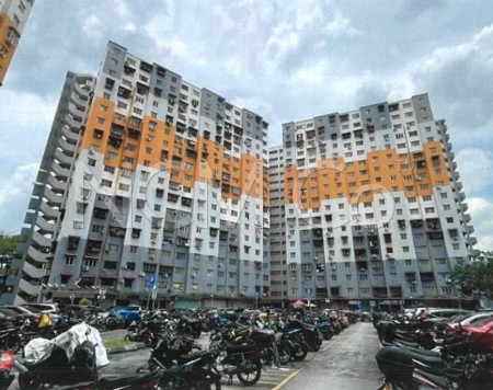 Apartment For Auction at Sri Penara
