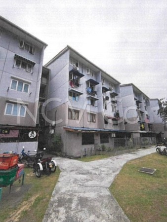 Apartment For Auction at Kelumpuk Serindit