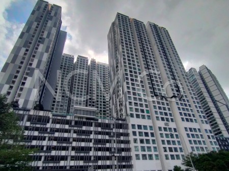 Serviced Residence For Auction at D'Summit Residence