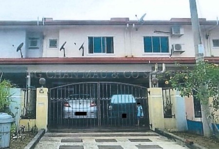 Terrace House For Auction at Sandakan