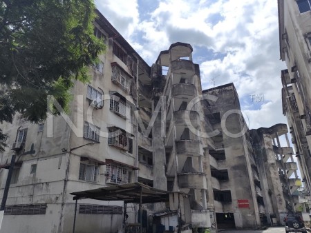 Apartment For Auction at The Astaria