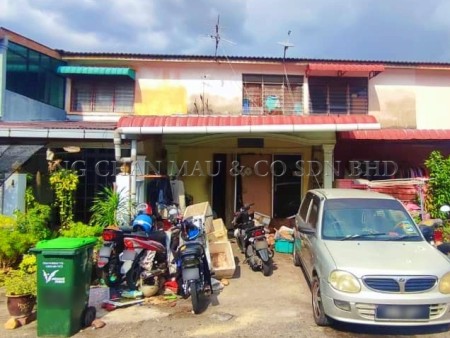Terrace House For Auction at Taman Bersatu