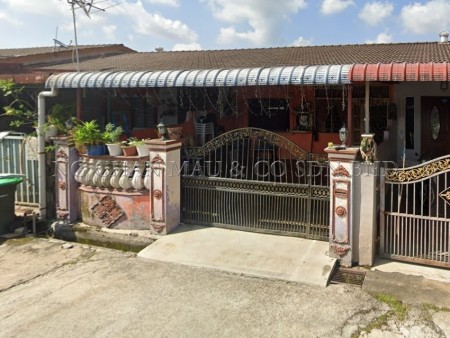 Terrace House For Auction at Taman Keladi