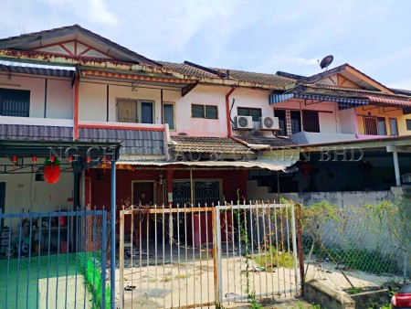 Terrace House For Auction at Taman Gembira