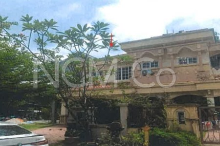 Terrace House For Auction at D'Kayangan