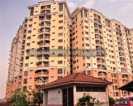 Apartment For Auction at Vista Saujana