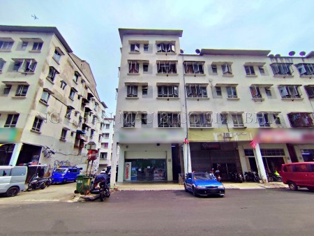 Apartment For Auction at Dataran Otomobil