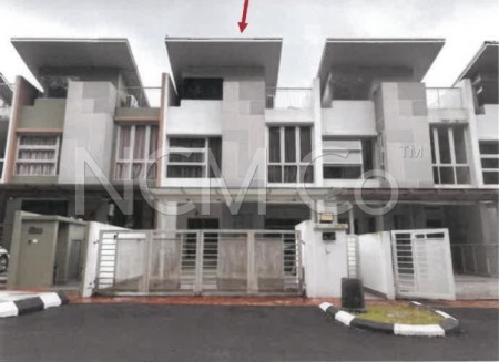 Terrace House For Auction at Tiara Residences