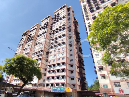 Flat For Auction at Pinang Emas