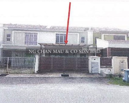 Terrace House For Auction at Section 8