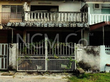 Terrace House For Auction at Taman Arkid