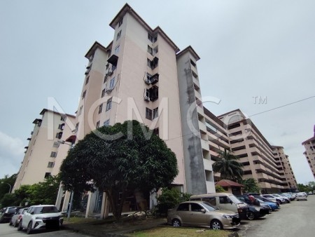 Apartment For Auction at Pangsapuri Seri Perantau