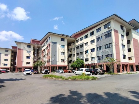Apartment For Auction at Rakyat Sungai Putat
