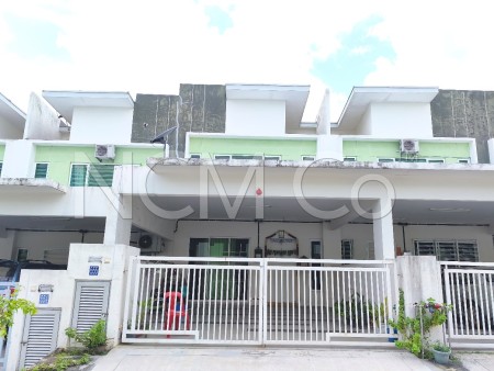 Terrace House For Auction at HIJAYU 3