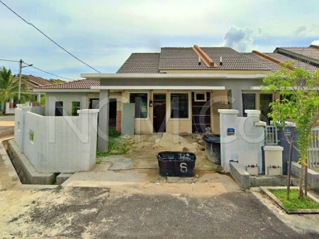 Terrace House For Auction at Taman Universiti Jaya