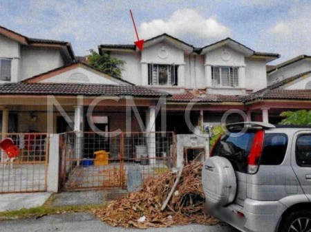 Terrace House For Auction at Section 8