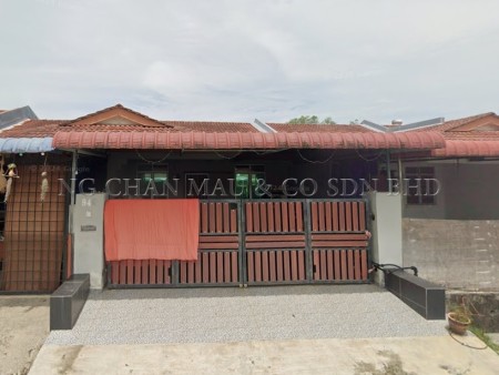 Terrace House For Auction at Taman Seri Bayu