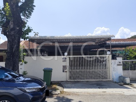 Terrace House For Auction at Georgetown