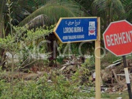 Terrace House For Auction at Tanjong Karang