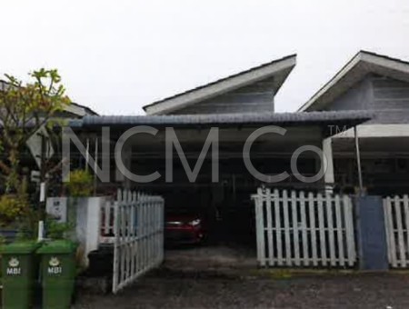 Terrace House For Auction at Lahat Sri Wang