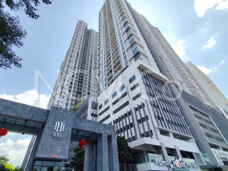 Condo For Auction at The Henge