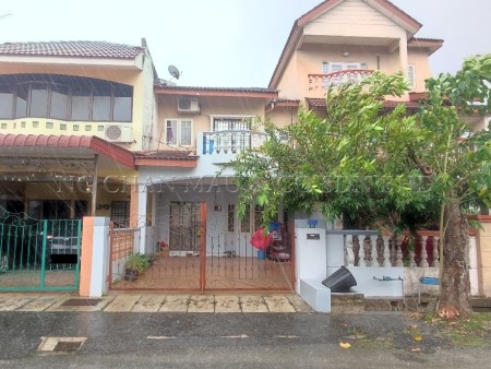 Terrace House For Auction at Panorama Lapangan Perdana