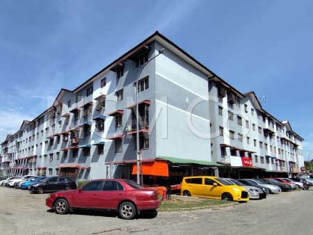 Apartment For Auction at Teratai Apartment
