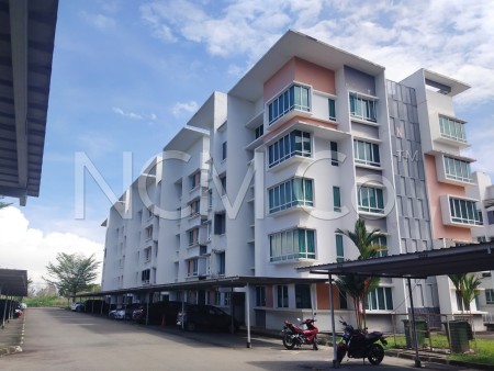 Apartment For Auction at University Utama Condominium