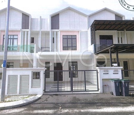 Terrace House For Auction at Forest Heights