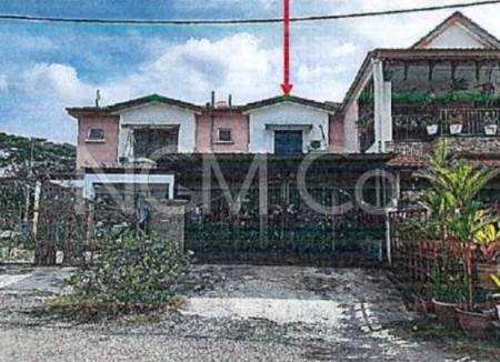 Terrace House For Auction at Green Valley Park (Pinggiran Lembah Hijau)