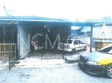 Terrace House For Auction at Teluk Intan