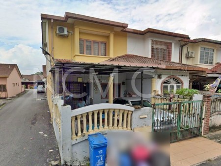 Terrace House For Auction at Section 36