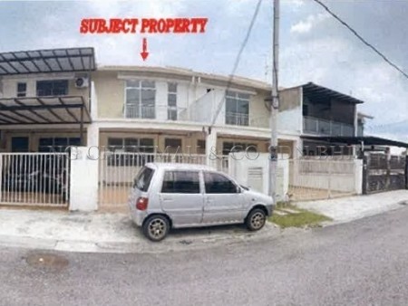 Terrace House For Auction at Taman Pulai Mutiara