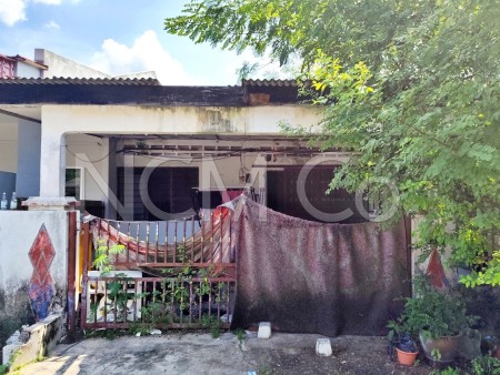 Terrace House For Auction at Taman Lintang